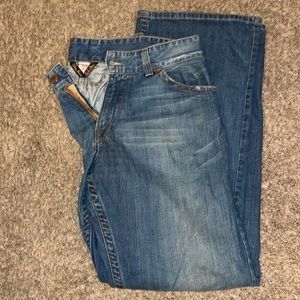 Lucky Brand. W 36 L 34.